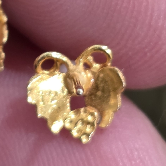 12K Gold Marked-Black Hills Gold Leaf and Faux Pearl Earrings - Picture 6 of 7